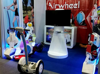 Molto entusiasmo dei tifosi, Airwheel sta per svelare un altro nuovo modello nell'esposizione.