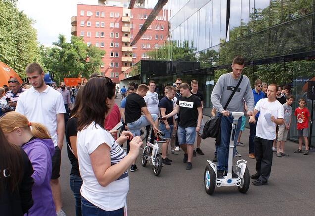 Airwheel scooter