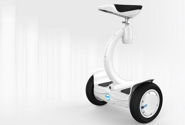 Le dimensioni compatte del Airwheel S8 sono sicuramente quello di lasciare una profonda impressione su di voi.