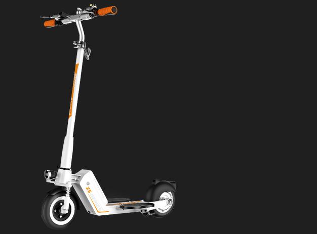 Al tempo di pausa dopo il lavoro o nei fine settimana, si può viaggiare attraverso la città su Airwheel Z5 motorino elettrico con i tuoi amici. 