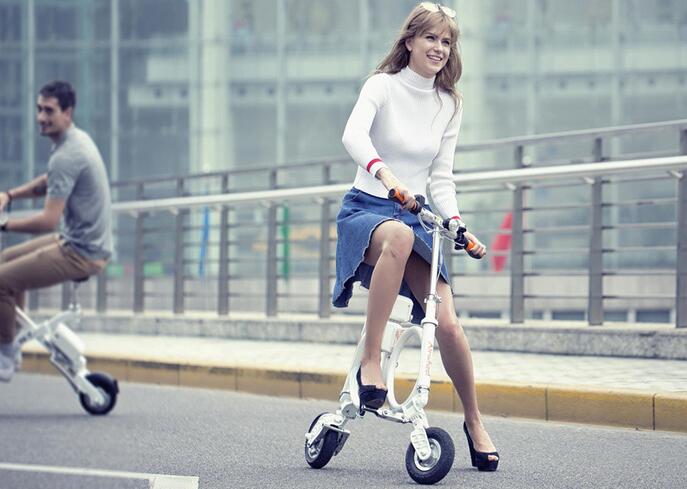 Un'esperienza meravigliosa con bici elettriche mini di aiuto Airwheel E3!